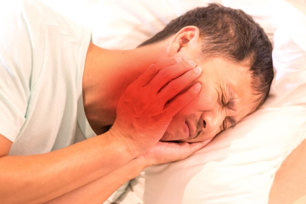 Signs That A Toothache May Be A Concern