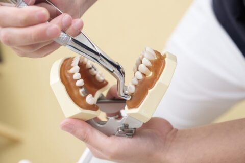 tooth extraction boynton beach